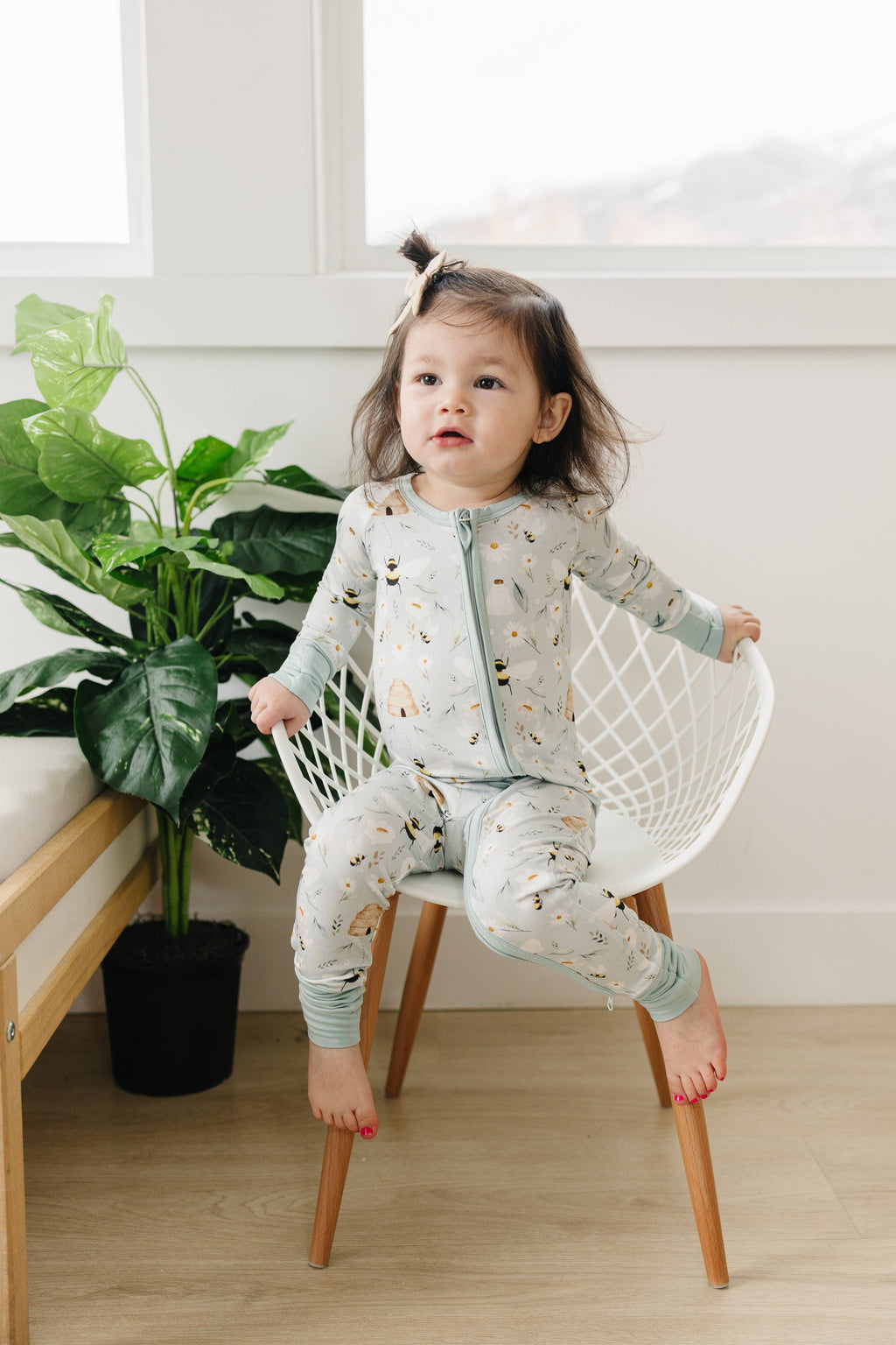 Sweet As Can Bee Bamboo Sleeper Girls